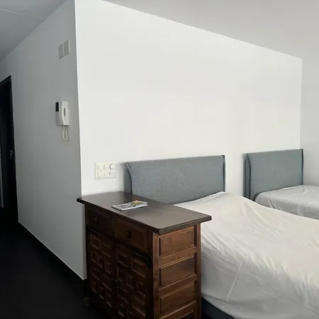 Apartment Fronte Muralto